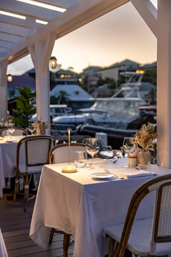 Bagatelle near Villa Sel Palace